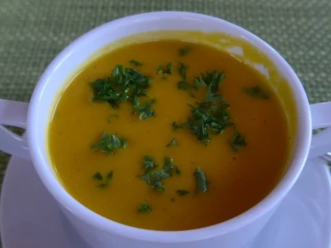 Rezept: Suppen & Eintöpfe : Einfache Karotten - Suppe mit Petersilie Bild Nr. 2 Suppen & Eintöpfe : Einfache Karotten - Suppe mit Petersilie - Rezept - Bild Nr. 2