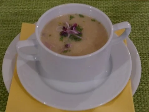 Suppen & Eintöpfe : Kohlrabi - ... Süppchen - Rezept - Bild Nr. 2