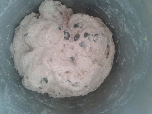 Saftiges Vollkornbrot und knusprige Brotstangen - Rezept - Bild Nr. 2