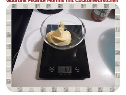 Muffins: Pikante Muffins mit Cocktailwürstchen - Rezept - Bild Nr. 5