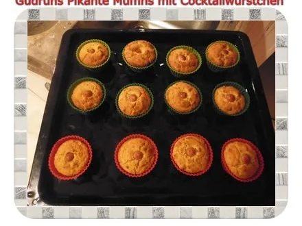 Muffins: Pikante Muffins mit Cocktailwürstchen - Rezept - Bild Nr. 14