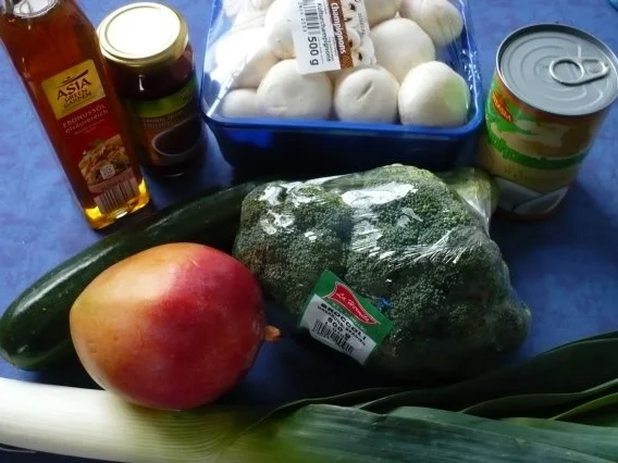 Rezept: Kokoscurry mit Mango Bild Nr. 2 Kokoscurry mit Mango - Rezept - Bild Nr. 2