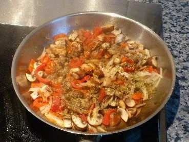 Rezept: Kartoffel-Champignonpfanne mit Ibericokotelett Bild Nr. 3 Kartoffel-Champignonpfanne mit Ibericokotelett - Rezept - Bild Nr. 3