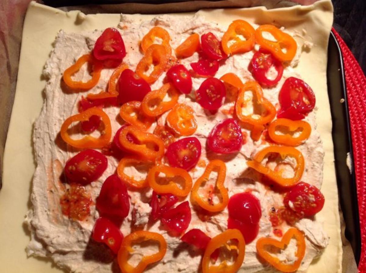 Ricotta mit Tomaten und Paprika im Blätterteig - Rezept - Bild Nr. 7