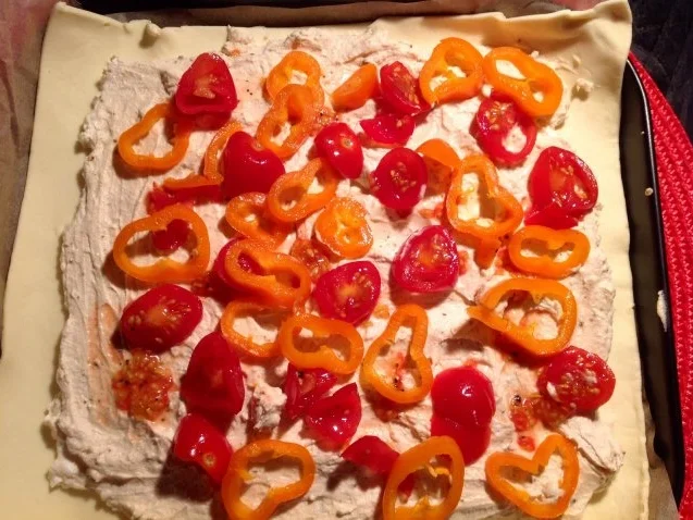 Ricotta mit Tomaten und Paprika im Blätterteig - Rezept - Bild Nr. 7