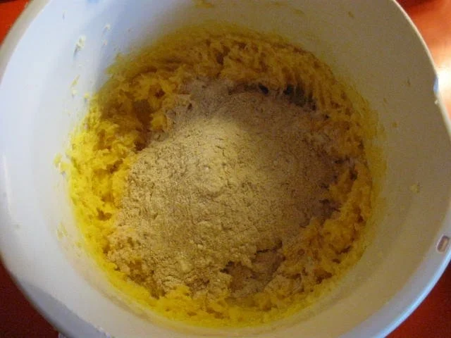 Rezept: Zimt Gugelhupf Bild Nr. 7 Zimt Gugelhupf - Rezept - Bild Nr. 7