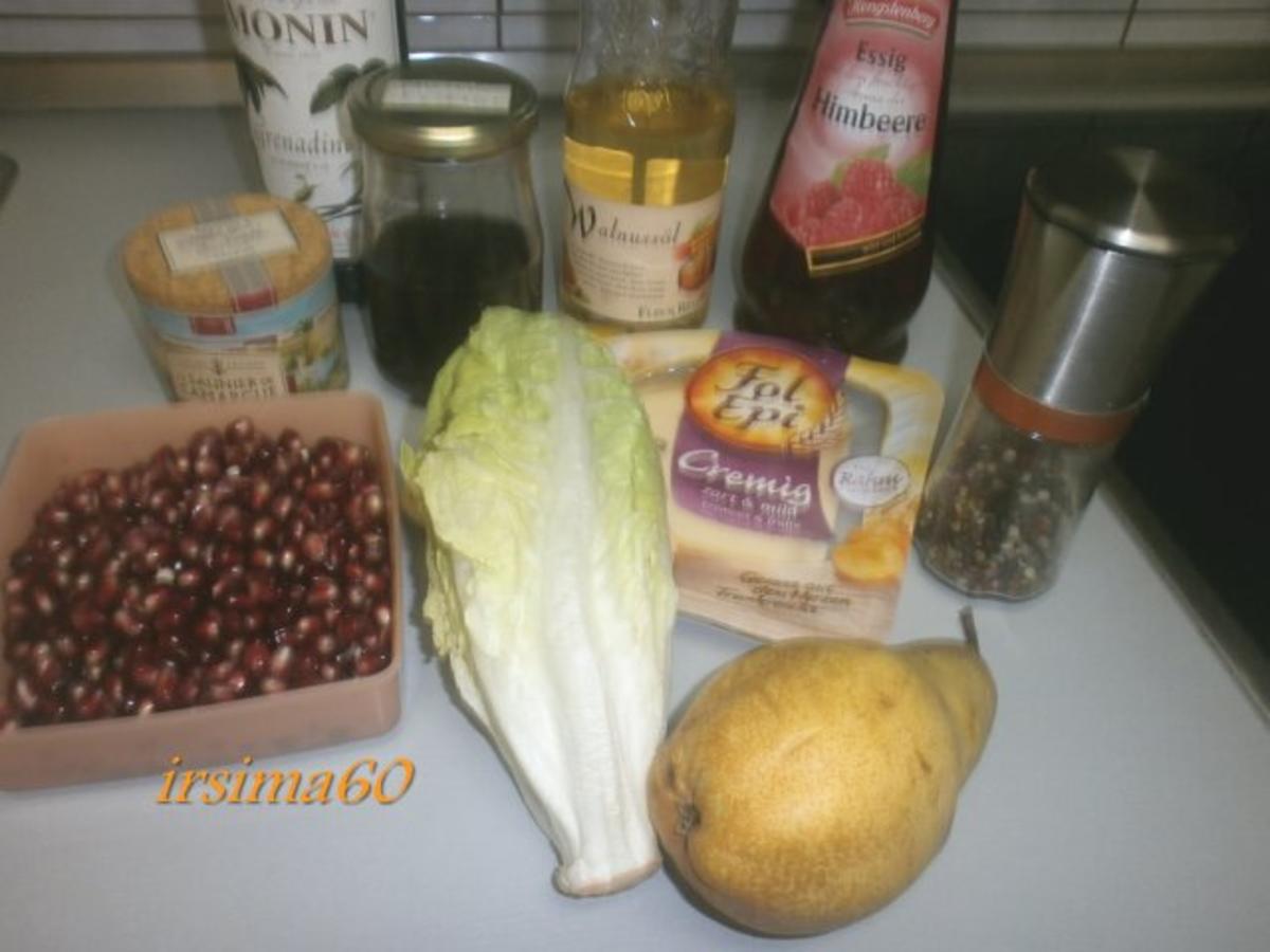 Salatherz mit Granatapfelkernen, Birne und Käse - Rezept - Bild Nr. 2
