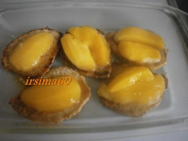 Rezept: Minutensteaks mit Mango und mit Cambozola überbacken Bild Nr. 5 Minutensteaks mit Mango und mit Cambozola überbacken - Rezept - Bild Nr. 5