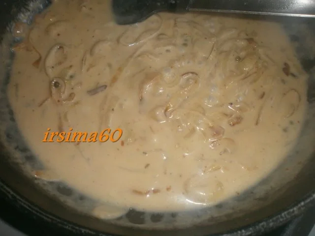 Koteletts mit einer deftigen Zwiebelsoße - Rezept - Bild Nr. 4