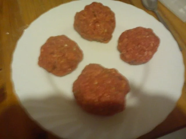 Rezept: Gurkencremesuppe ala Silke mit Frikadellen Bild Nr. 4 Gurkencremesuppe ala Silke mit Frikadellen - Rezept - Bild Nr. 4