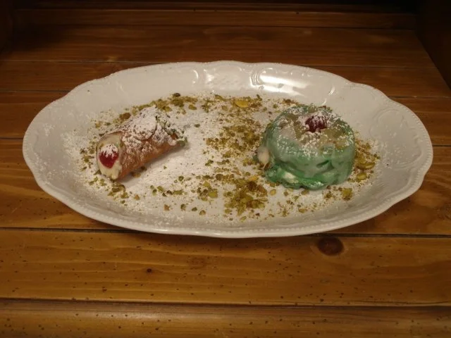 Cassata Siciliana und Cannolo in crema pasticcera - Rezept