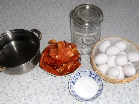 Rezept: "Soleier - à la Erika", diese Eier schmecken nicht nur zu Ostern. (Rzpt. um 1951) Bild Nr. 2 "Soleier - à la Erika", diese Eier schmecken nicht nur zu Ostern. (Rzpt. um 1951) - Rezept - Bild Nr. 2