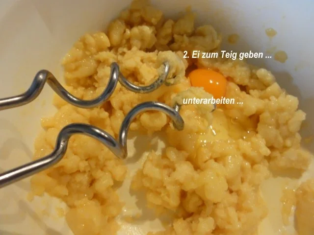 Brandteig:   ECLAIRS mit Sahne-Pudding-Füllung - Rezept - Bild Nr. 6