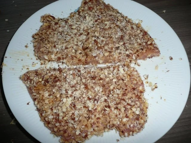 Rezept: Putenschnitzel in Haselnuss - Panade, an Balkangemüse und Kartoffelbällchen ! Bild Nr. 3 Putenschnitzel in Haselnuss - Panade, an Balkangemüse und Kartoffelbällchen ! - Rezept - Bild Nr. 3