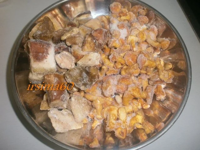 Kalbsmedallions im Speckmantel an Pilzrahmsoße - Rezept - Bild Nr. 2