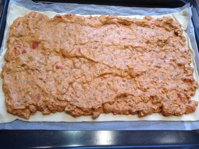 Blätterteig mit Hackfleisch und Paprika - Rezept - Bild Nr. 5