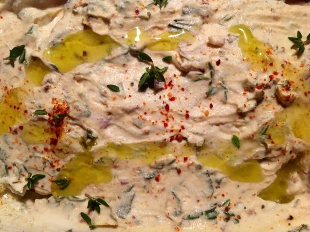 Käsecreme mit italienischen Kräutern - Rezept