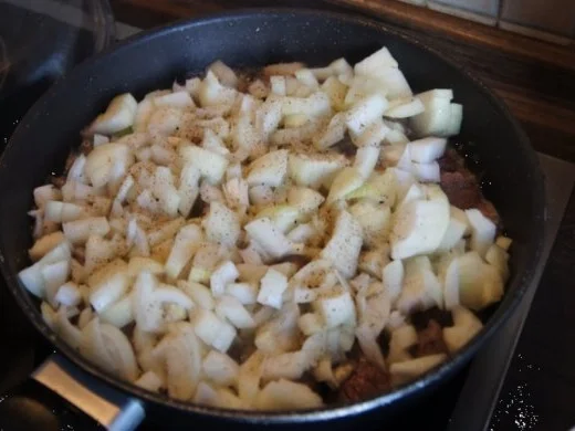 Rindergulasch mit Hörnchennudeln à la Papa - Rezept - Bild Nr. 5