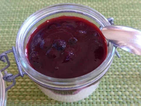 Dessert : Budwig - Quark mit Blauer Grütze - Rezept