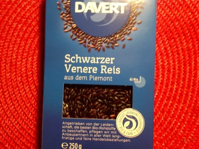 Schwarzer Reissalat dazu gebackene Hähnchenflügel - Rezept - Bild Nr. 5