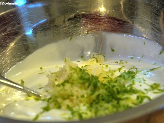 Schweineschnitzel in Nusspanade, Backofenkartoffeln - Rezept - Bild Nr. 3