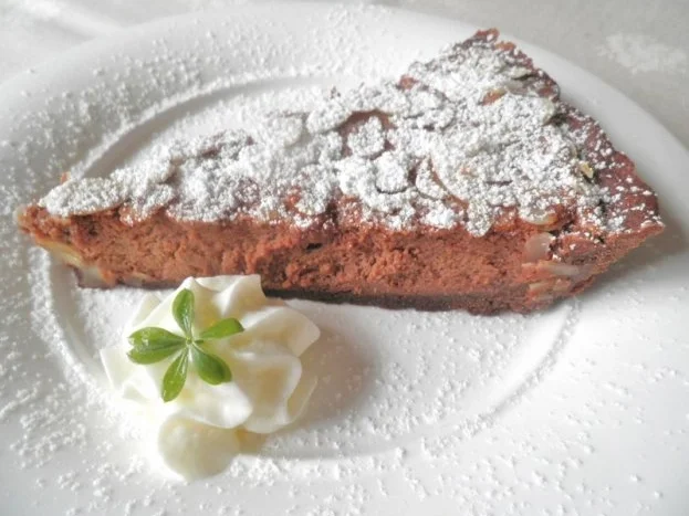 Schokoladen - Käse - Tarte mit Birnen und Mandeln - Rezept - Bild Nr. 2