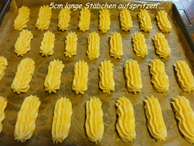 Kekse:   ORANGENSTÄBCHEN mit Cointreau - Rezept - Bild Nr. 3