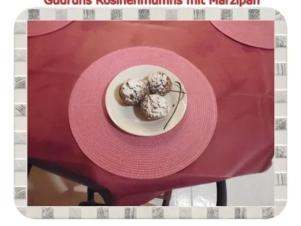 Rezept: Muffins: Rosinenmuffins mit Marzipan Bild Nr. 19 Muffins: Rosinenmuffins mit Marzipan - Rezept - Bild Nr. 19
