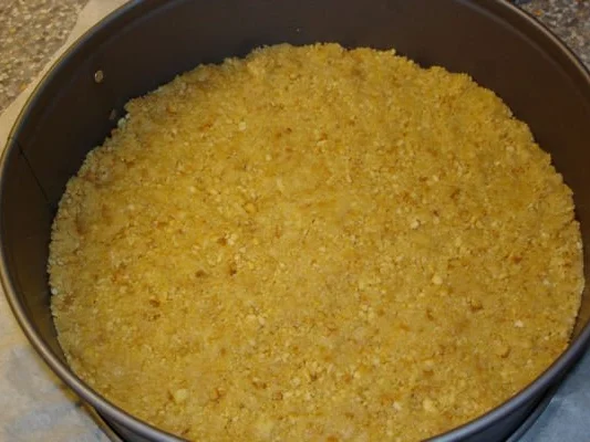 Pfirsich-Quark-Torte ohne Backen - Rezept - Bild Nr. 3