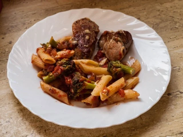 Gratin mit Brokkoli, Penne und Medaillons - Rezept - Bild Nr. 3