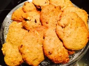 Cranberry-Granola-White Choc-Cookies - Rezept