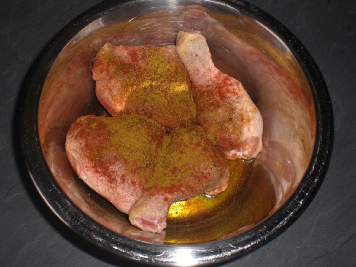 Hähnchenteile mit Kartoffelspalten und Zwiebel - einfach - von Oparoli