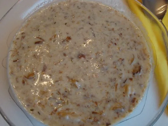 Pilzcremesuppe mit Stockschwämmchen, Shitake und Schmelzkäse - Rezept - Bild Nr. 2