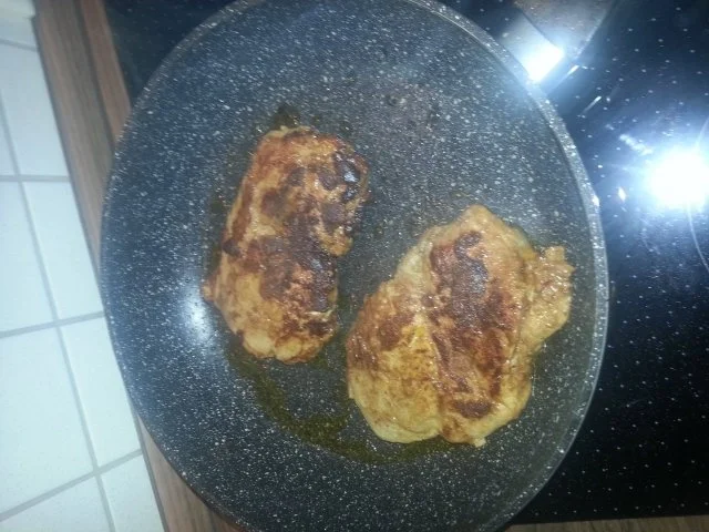 Rezept: Knackiges Tabouleh mit pikanten Schweinenackensteaks in Tikka Sauce Bild Nr. 5 Knackiges Tabouleh mit pikanten Schweinenackensteaks in Tikka Sauce - Rezept - Bild Nr. 5