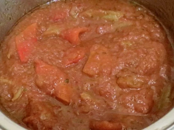 Kochen: Auberginen-Tomaten-Sauce mit Paprika zu Oliven-Nudeln - Rezept - Bild Nr. 6