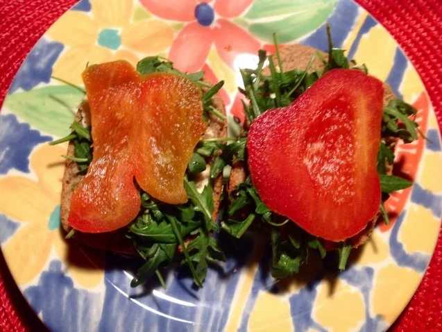 Abendbrot Brötchen mit Gartenwurst und Ziegenfrischkäse - Rezept - Bild Nr. 7