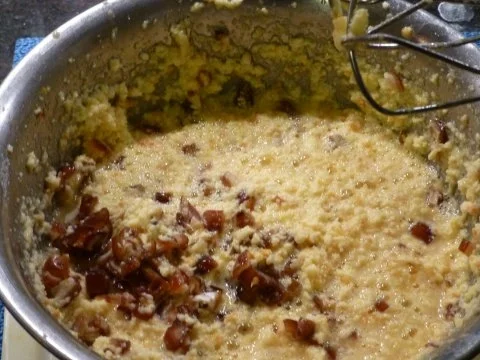 Gaby's   Datteln - Baumnüsse Cake - Rezept - Bild Nr. 5