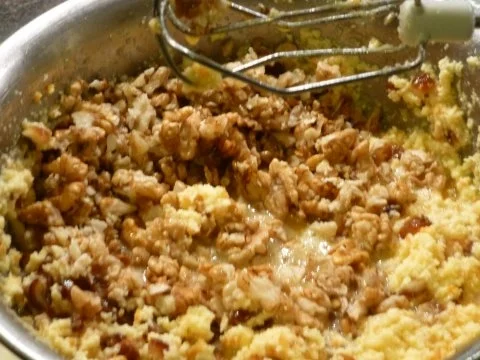 Gaby's   Datteln - Baumnüsse Cake - Rezept - Bild Nr. 6