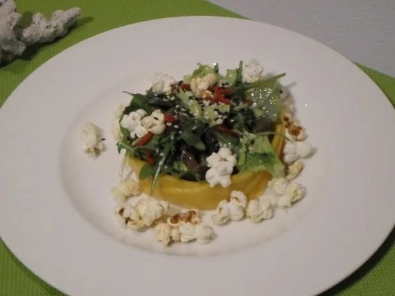 Mangosalat mit Popcorn - Rezept