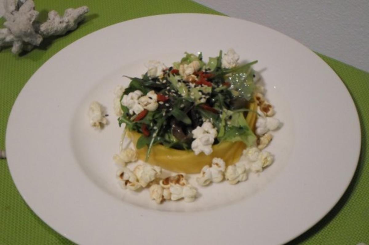 Bilder für Mangosalat mit Popcorn - Rezept