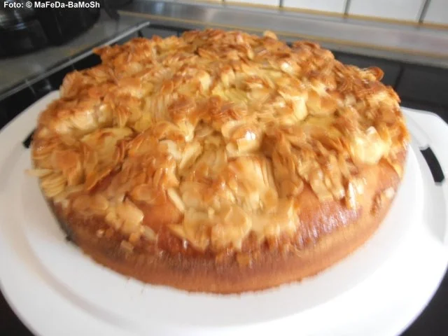Apfelkuchen mit Honig-Mandel-Knusper - Rezept