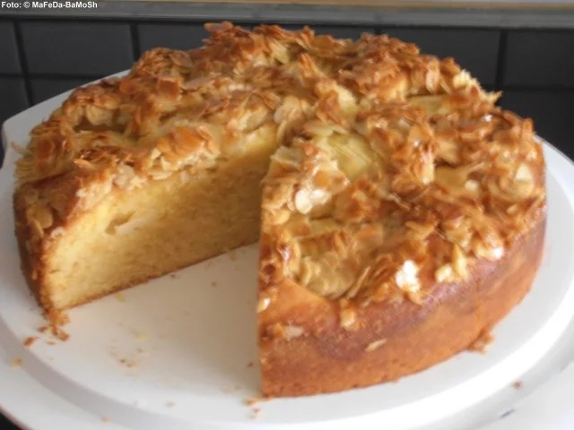 Apfelkuchen mit Honig-Mandel-Knusper - Rezept - Bild Nr. 2