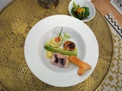 Rotbarbenfilet mit Blütensalat - Rezept