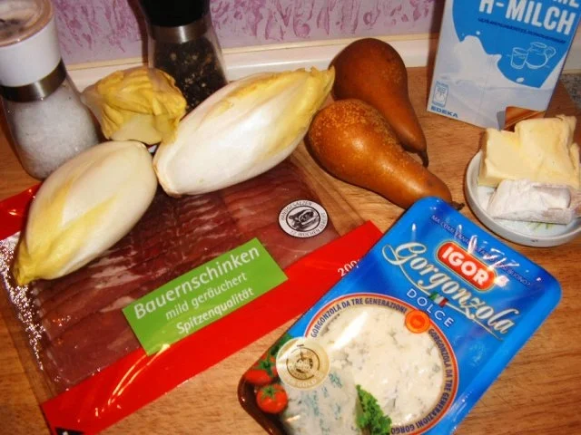 Rezept: Chicoree-Birnen-Gratin Bild Nr. 2 Chicoree-Birnen-Gratin - Rezept - Bild Nr. 2