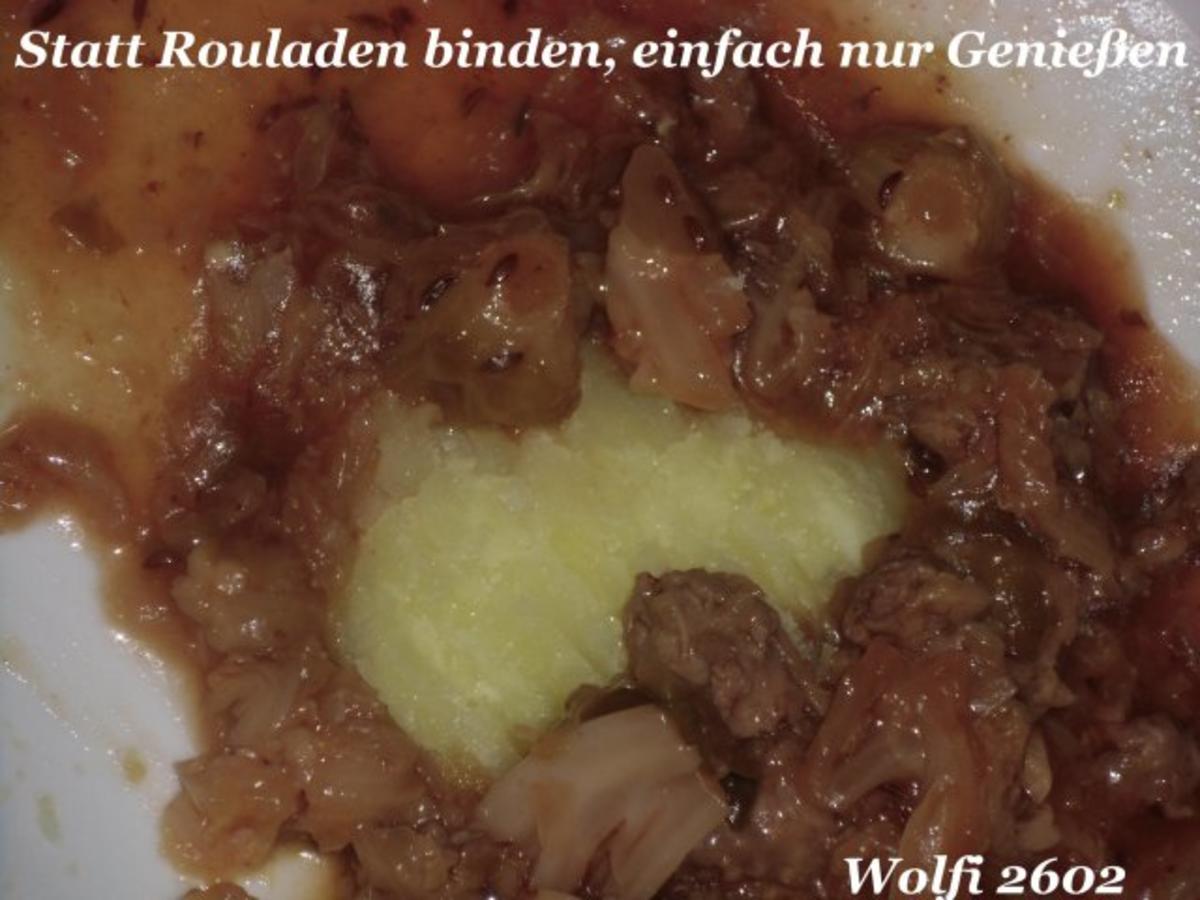 Gemüse : Geplatzte Kohlroulade (Wirsing-/ Rosenkohl & Thüringer Hackfleisch) - Rezept - Bild Nr. 2