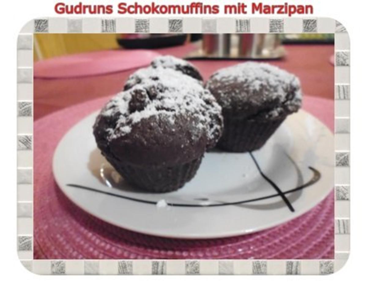Muffins: Schokomuffins mit Marzipan - Rezept