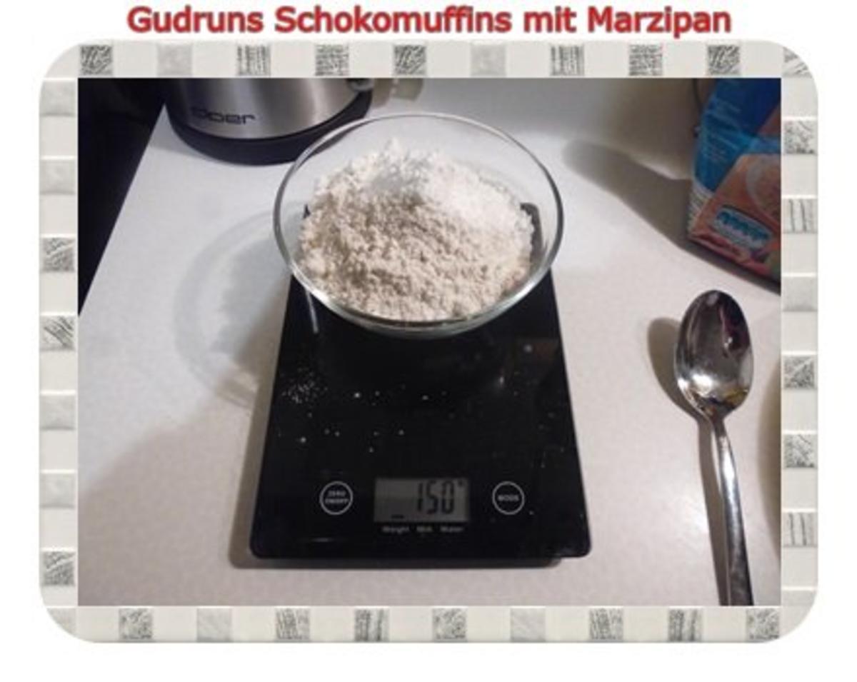 Muffins: Schokomuffins mit Marzipan - Rezept - Bild Nr. 3