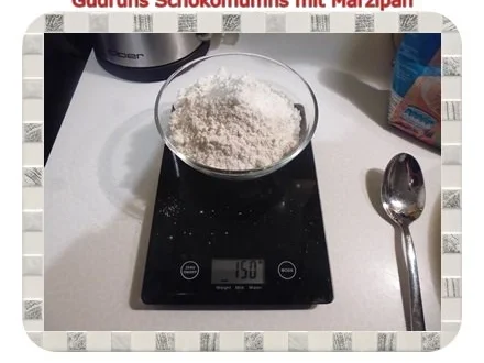 Muffins: Schokomuffins mit Marzipan - Rezept - Bild Nr. 3