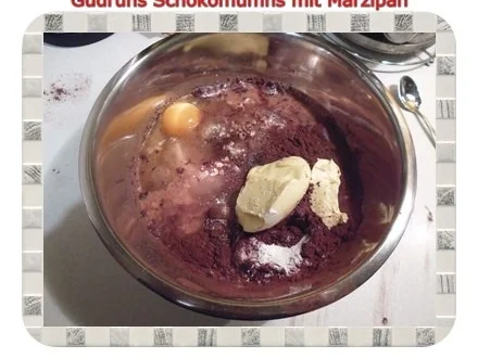 Muffins: Schokomuffins mit Marzipan - Rezept - Bild Nr. 9