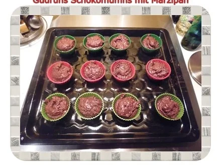 Muffins: Schokomuffins mit Marzipan - Rezept - Bild Nr. 11
